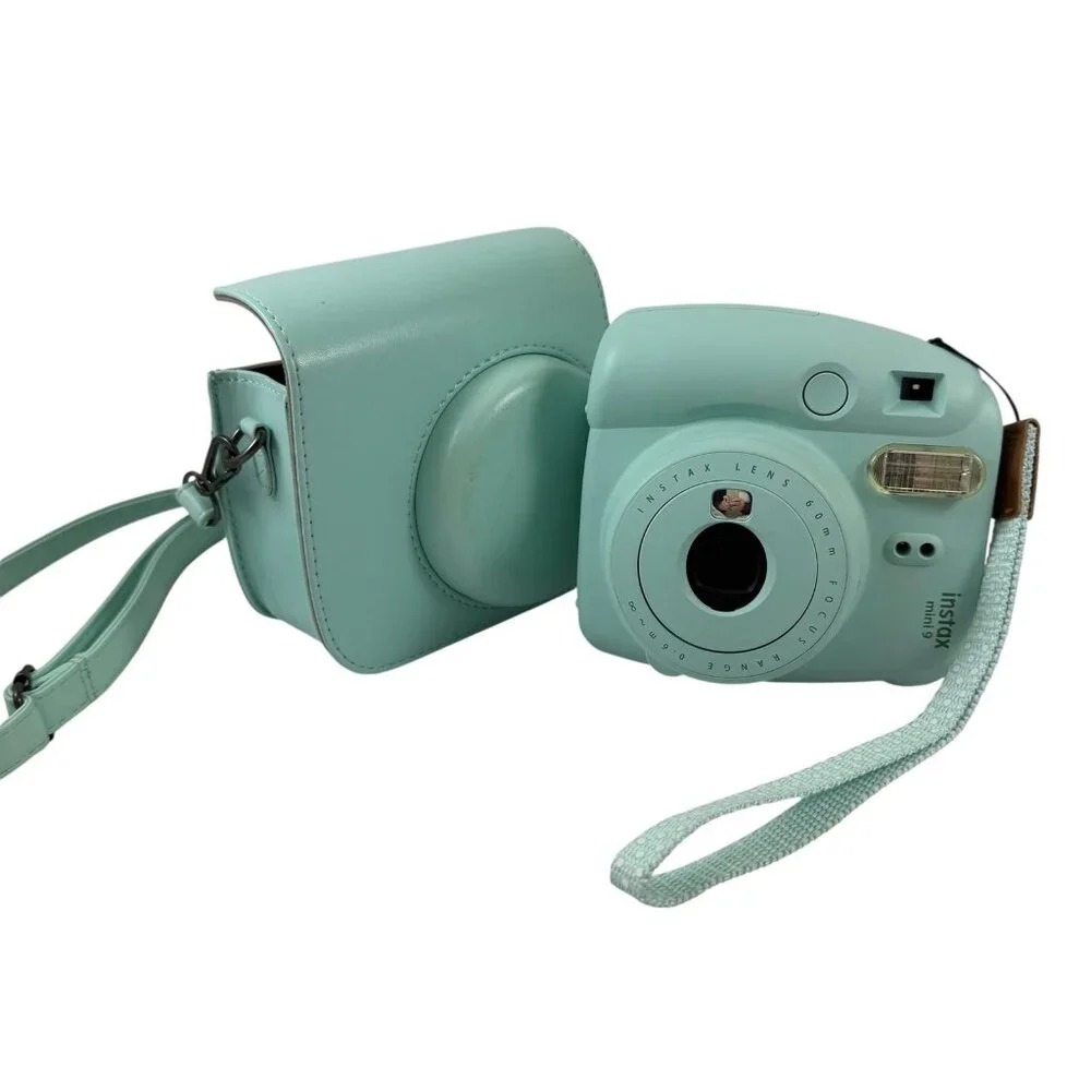 Fujifilm Instax Mini 9 Instant Camera Pastel Blue with Carrying Case
